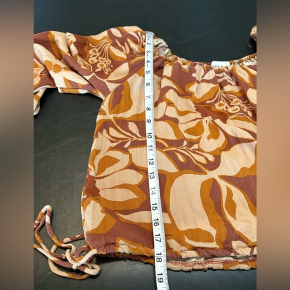 Gilli Brown and Cream Floral Blouse Size Small - Picture 9 of 10